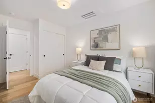 726 N 89th St, Seattle, WA 98103 - Photo 8