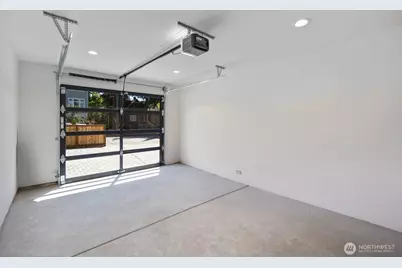 726 N 89th Street, Seattle, WA 98103 - Photo 40