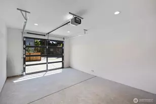 726 N 89th St, Seattle, WA 98103 - Photo 40