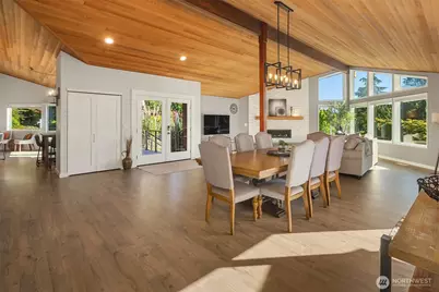 7017 165th Place SW, Edmonds, WA 98026 - Photo 4