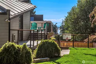 7017 165th Pl SW, Edmonds, WA 98026 - Photo 32