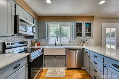 20404 95th Avenue E, Graham, WA 98338 - Photo 10