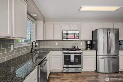4045 Saltspring Drive, Ferndale, WA 98248 - Photo 14