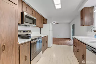 5402 97th Avenue Ct W, University Place, WA 98467 - Photo 8