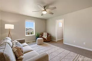 519 Bondgard Ave E, Enumclaw, WA 98022 - Photo 18