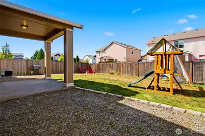 519 Bondgard Avenue E, Enumclaw, WA 98022 - Photo 30