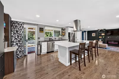 413 SW 305th Street, Federal Way, WA 98023 - Photo 2