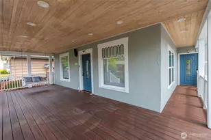 322 NE Kirby Ave, Castle Rock, WA 98611 - Photo 6