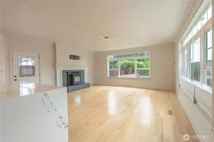 322 NE Kirby Ave, Castle Rock, WA 98611 - Photo 10
