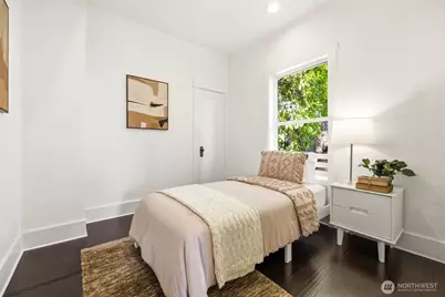 4318 1st Avenue NE, Seattle, WA 98105 - Photo 18