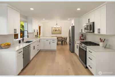 11138 127th Place NE, Kirkland, WA 98033 - Photo 10