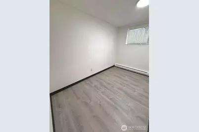 816 NW 60th St, Seattle, WA 98107 - Photo 8