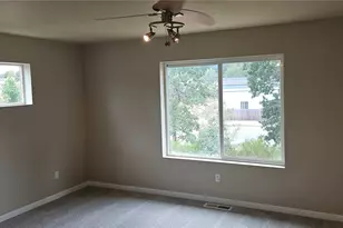 17912 14th Ave Ct E, Spanaway, WA 98387 - Photo 8