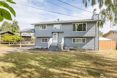 1103 E Grant Avenue, Port Angeles, WA 98362 - Photo 1