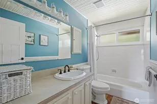8101 McIntyre Ln NE, Bremerton, WA 98311 - Photo 18