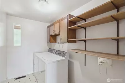 8101 McIntyre Lane NE, Bremerton, WA 98311 - Photo 34