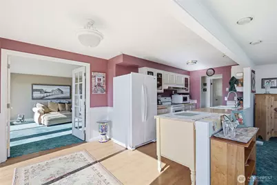 8101 McIntyre Lane NE, Bremerton, WA 98311 - Photo 12