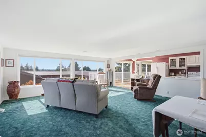 8101 McIntyre Lane NE, Bremerton, WA 98311 - Photo 10