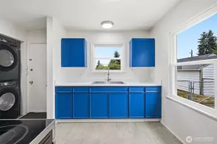 7212 S 128th St, Seattle, WA 98178 - Photo 8