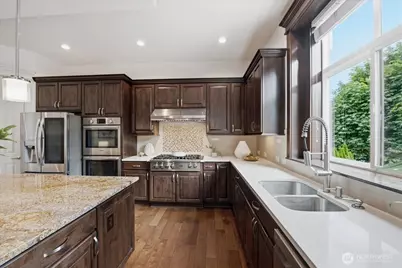 2210 NW Harmony Way, Issaquah, WA 98027 - Photo 6