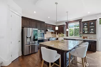 2210 NW Harmony Way, Issaquah, WA 98027 - Photo 4