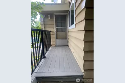 5208 Sand Point Way NE, Seattle, WA 98105 - Photo 24