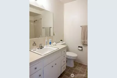 5208 Sand Point Way NE, Seattle, WA 98105 - Photo 22