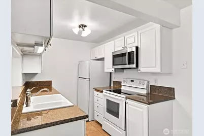 14200 NE 171st Street #C206, Woodinville, WA 98072 - Photo 14