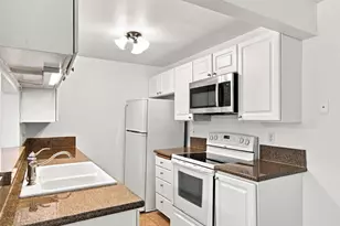 14200 NE 171st St, Woodinville, WA 98072 - Photo 14