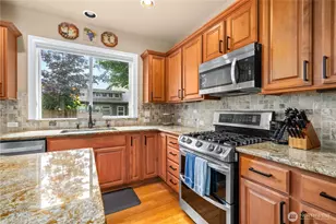 23889 Fairfax St, Black Diamond, WA 98010 - Photo 8
