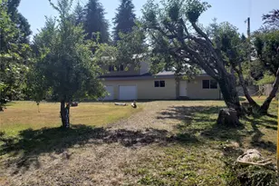 1012 Haek Ln, Aberdeen, WA 98520 - Photo 2