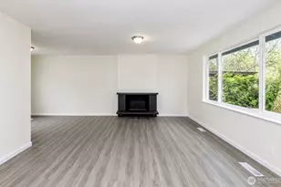9439 11th Ave SW, Seattle, WA 98106 - Photo 4