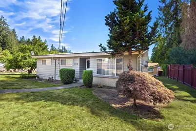 16727 1st Avenue SE, Bothell, WA 98012 - Photo 2