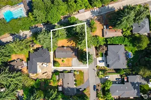 10466 SE 19th St, Bellevue, WA 98004 - Photo 2