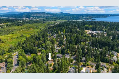10466 SE 19th Street, Bellevue, WA 98004 - Photo 18