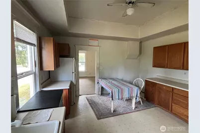 1806 12th Street, Anacortes, WA 98221 - Photo 6