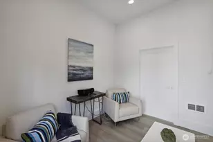 404 N 127th St, Seattle, WA 98133 - Photo 28