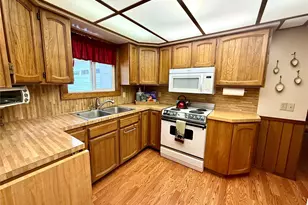 861 N Potlatch Dr, Hoodsport, WA 98548 - Photo 10