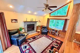 861 N Potlatch Dr, Hoodsport, WA 98548 - Photo 6