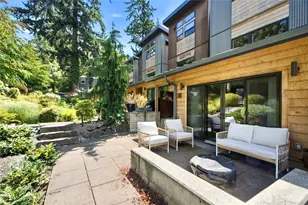 10323 NE 189th St, Bothell, WA 98011 - Photo 2