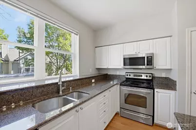 3116 164th Street SW #1204, Lynnwood, WA 98087 - Photo 10