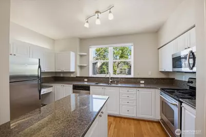 3116 164th Street SW #1204, Lynnwood, WA 98087 - Photo 8