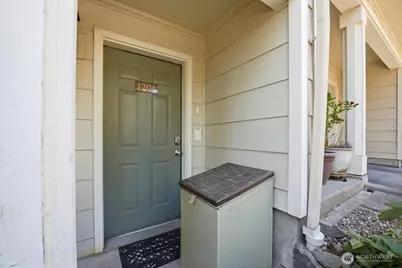 3116 164th Street SW #1204, Lynnwood, WA 98087 - Photo 2