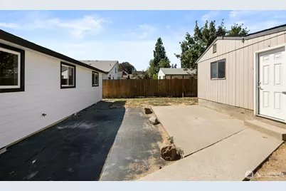 124 N Garfield, Wenatchee, WA 98801 - Photo 34