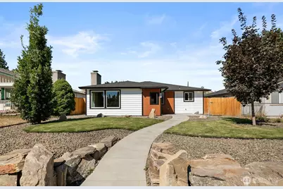 124 N Garfield, Wenatchee, WA 98801 - Photo 2