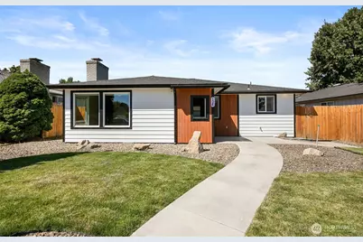 124 N Garfield, Wenatchee, WA 98801 - Photo 1
