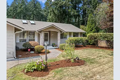 1250 Roe Street, Steilacoom, WA 98388 - Photo 2