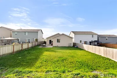 28415 76th Drive NW, Stanwood, WA 98292 - Photo 2