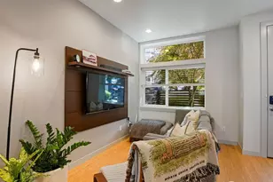 6911 California Ave SW, Seattle, WA 98136 - Photo 6