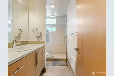 6911 California Avenue SW #C, Seattle, WA 98136 - Photo 28